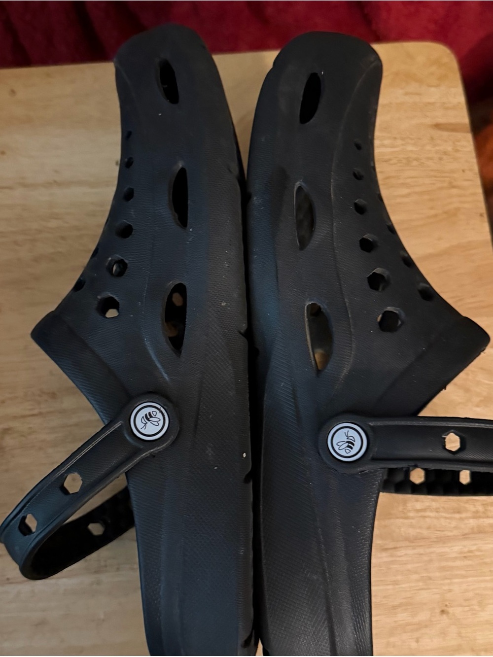 Unisex Black Clog Sandals - Comfortable Slip-On